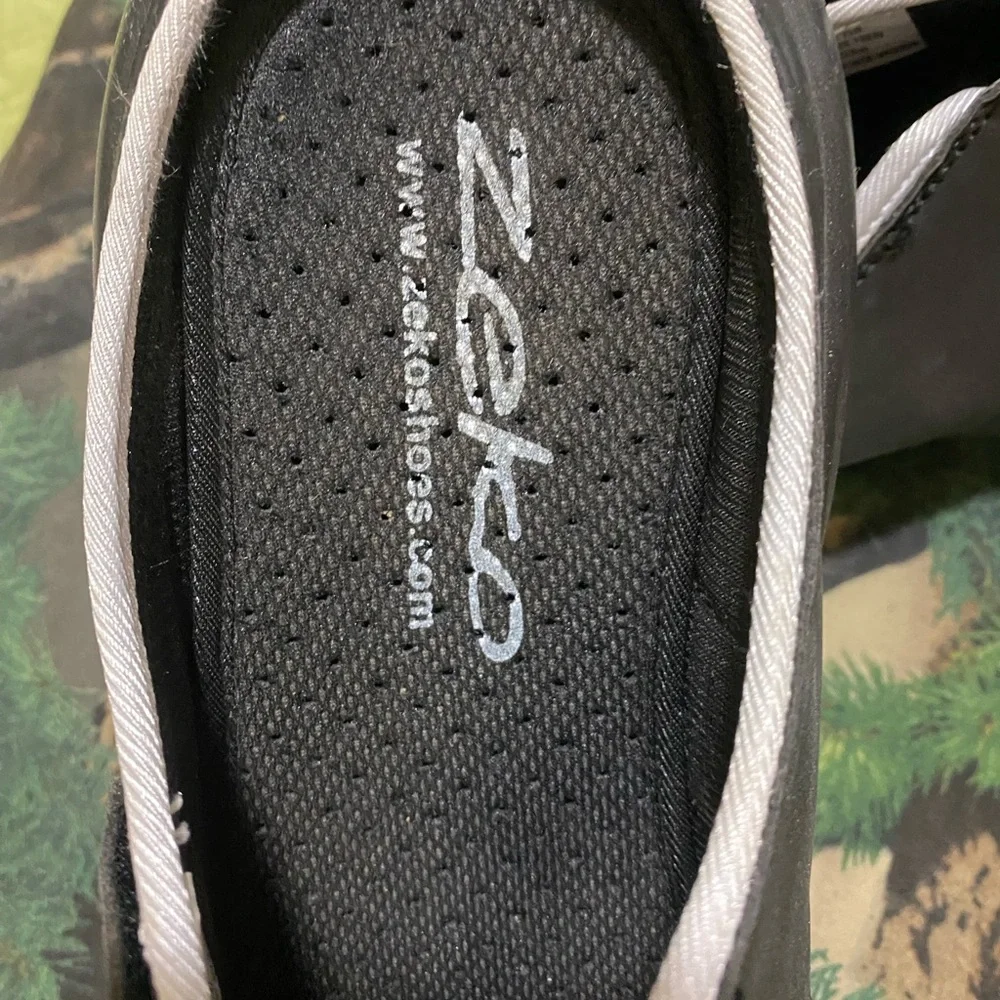 Zeko  Men’s Black and White Slip-On Boat Shoes